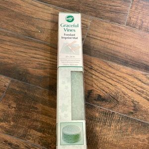 Wilton fondant imprint mat